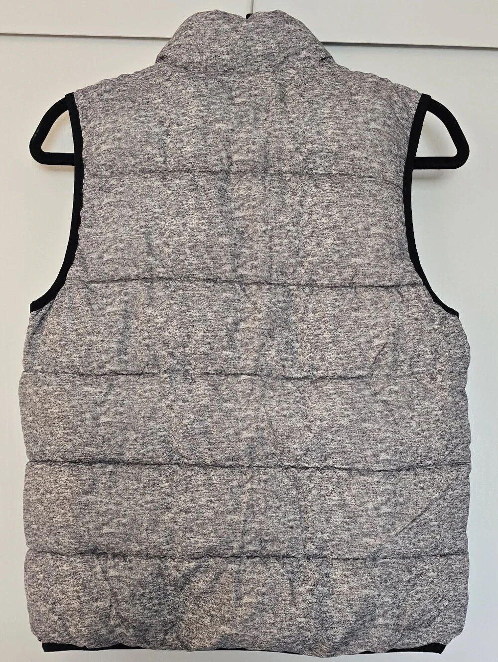 GAP Kids - Grey & Black Sleeveless Puffer Vest With Zipper Pockets